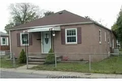 207 Fletcher St photo 1
