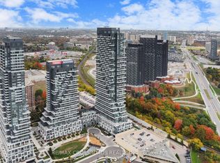 30 Inn On The Park Dr #4210, Toronto, ON M3C 0P7