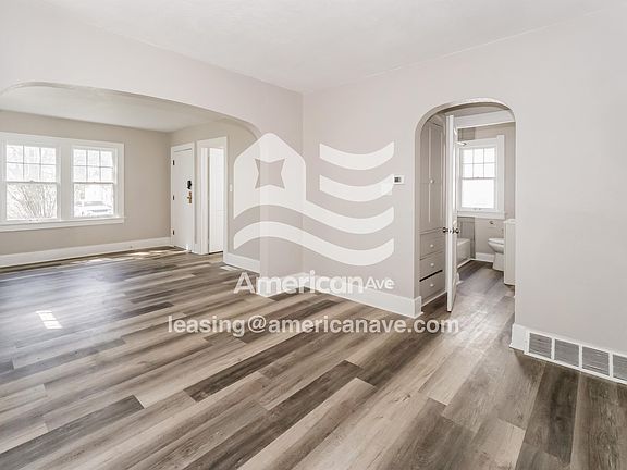 3-Living Room
