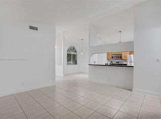 15770 SW 106th Ter APT 208, Miami, FL 33196