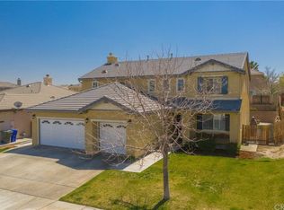 13755 Woodpecker Rd, Victorville, CA 92394