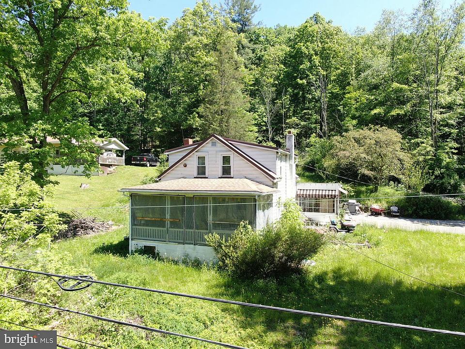 1st image of 944 Decker Hollow Rd