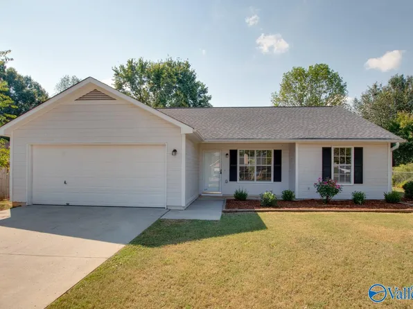 102 Bramblebush Dr, Toney, AL 35773