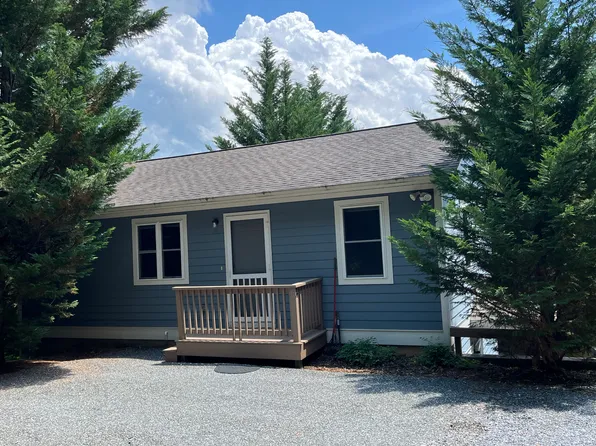 9 Saxons Walk Way #A, Black Mountain, NC 28711