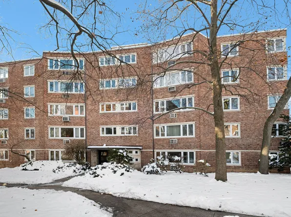 1960 W Hood Ave #2C, Chicago, IL 60660