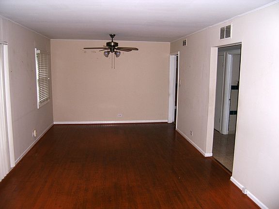 3rd image of 812 N Roy Ave