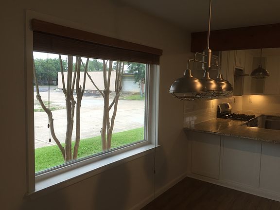 5th image of 4922 Poinciana Dr