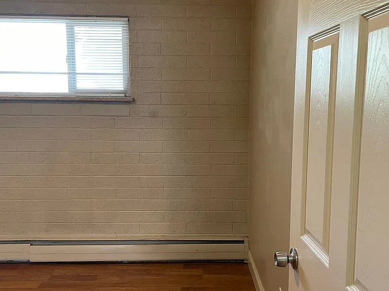 125 E Mrytle Flats — Photo 61