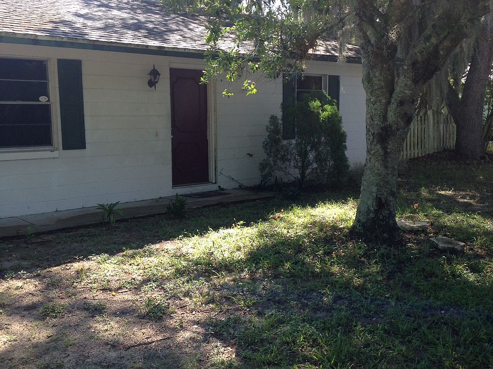 2nd image of 2202 Gardenview Rd