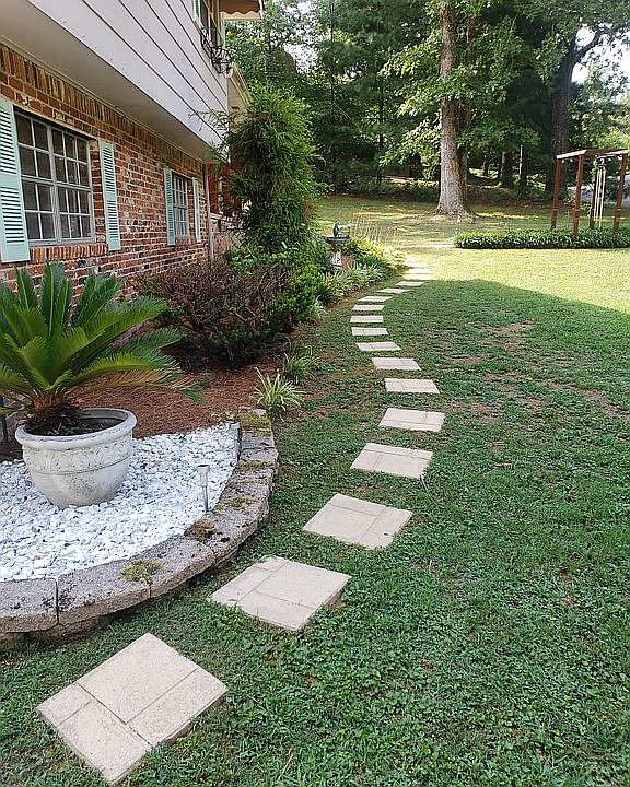 1st image of 5029 Montcrest Dr