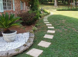 5029 Montcrest Dr, Chattanooga, TN 37416