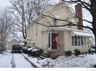 7416 Shawnee Rd, North Tonawanda, NY 14120