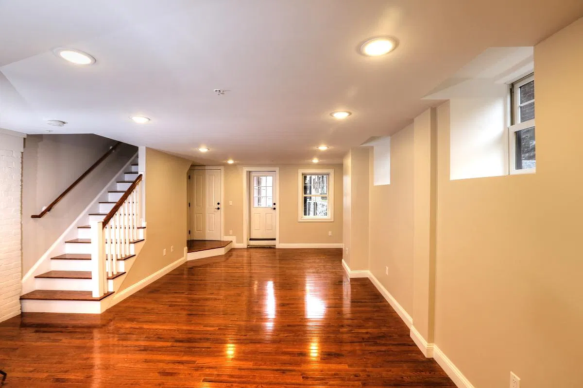 1 bed, 1100 sqft, $2,150 — Photo 3