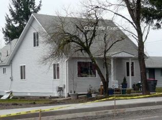 738 N Yamhill St, Carlton, OR 97111