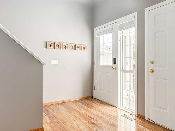 3rd image of 87 S Royal Elm Way NW