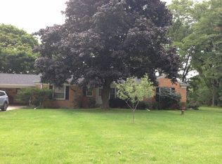 15460 Carpenter Rd, Brookfield, WI 53005