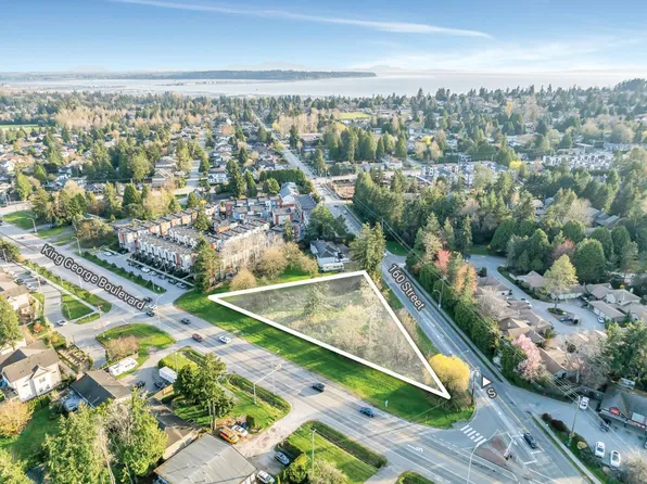 1704 160th St, Surrey, BC V4A 4X2