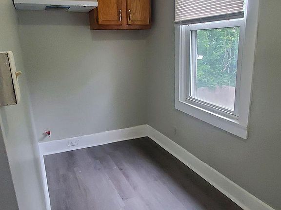 5th image of 1526 Dixmont Ave #2