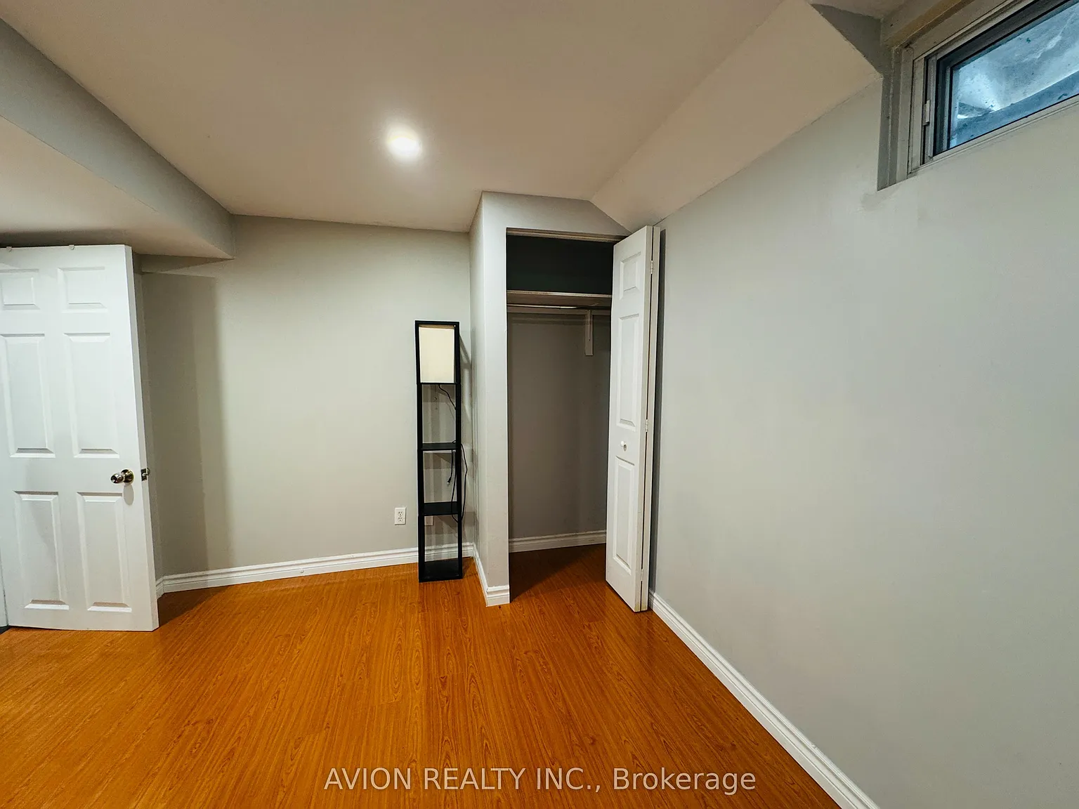 1 bed, $1,200 — Photo 2