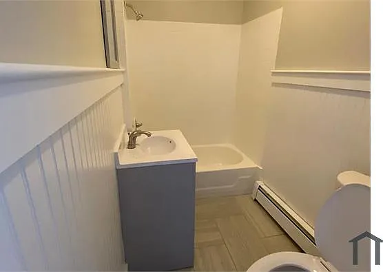 2 bed, $1,925 — Photo 2