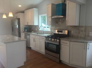 484 Twin Oaks Rd, Union, NJ 07083