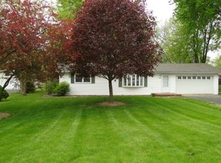2540 Sportsman Club Rd, Bourbonnais, IL 60914