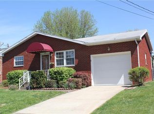 4614 7th Ave, Vienna, WV 26105