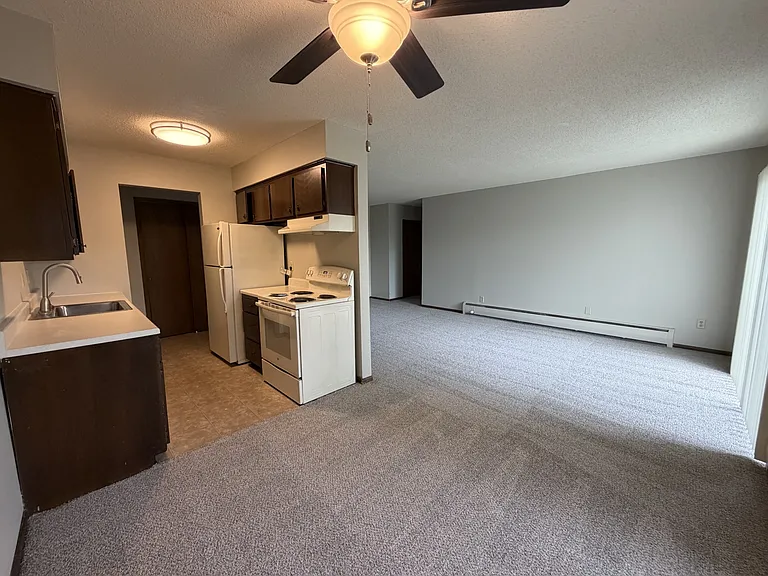 707 11th Ave S #7 — Photo 5