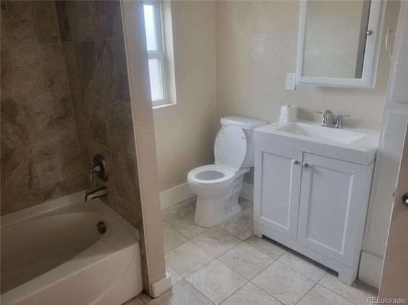 colorado-springs-colorado-2071738277 picture