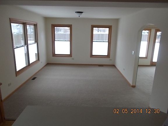 4th image of 411 Buckingham Pl