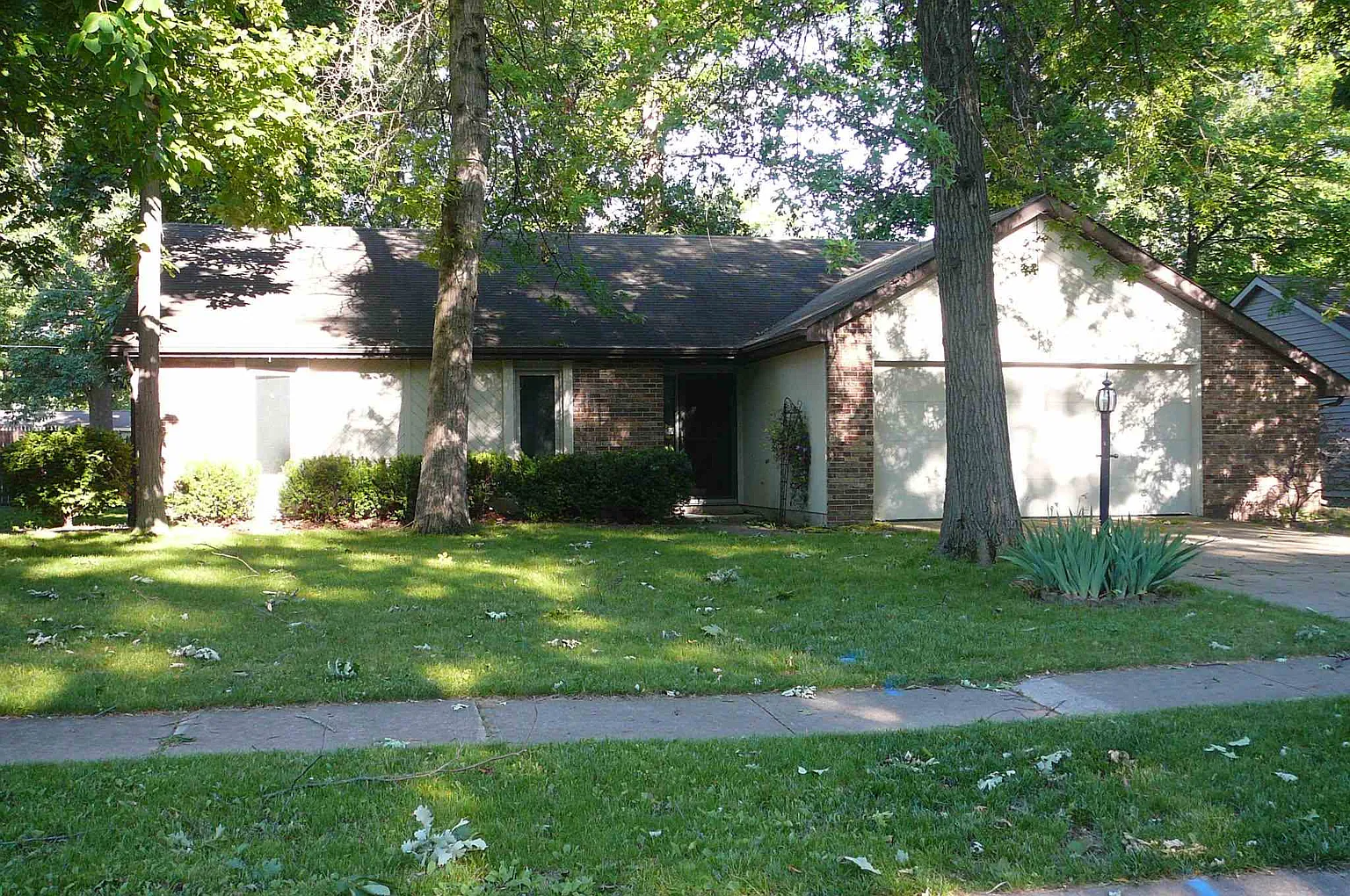 6427 Verandah Ln photo 1
