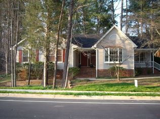 406 Berryhill Dr, Carrboro, NC 27510