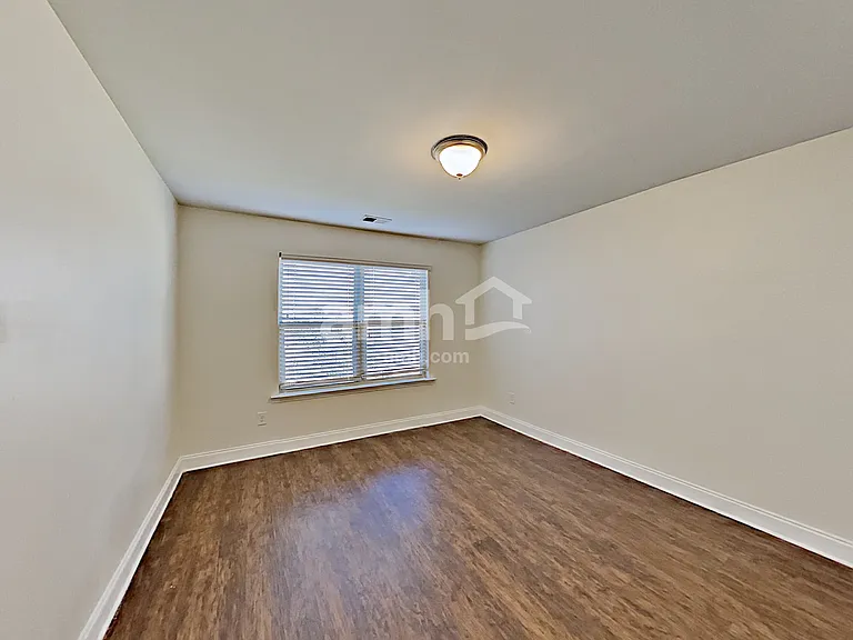 413 Juniper Bluff Ct — Photo 16