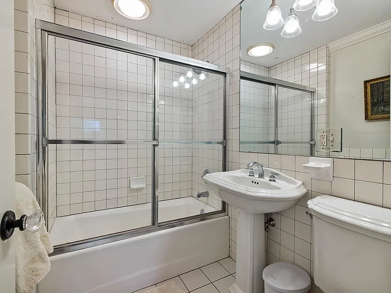808 Central Rd — Photo 27