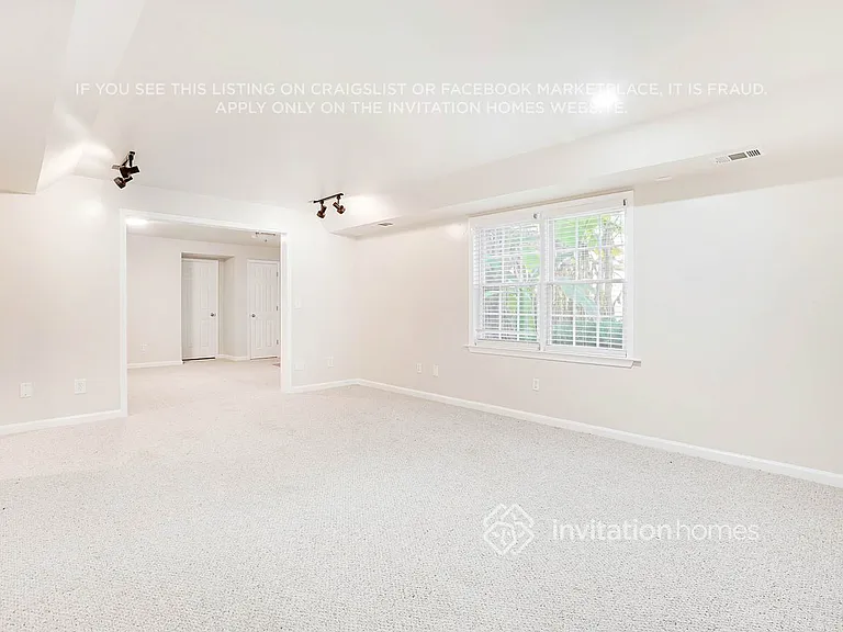 1413 Amberton Way — Photo 12