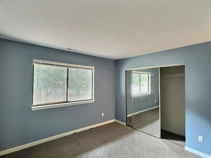 233 Summerwalk Cir — Photo 9