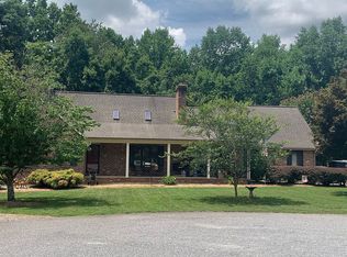 1840 29th Avenue Pl NE, Hickory, NC 28601