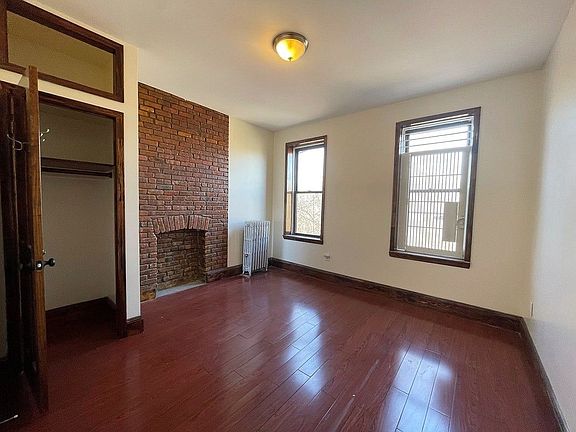 3rd image of 631 Sterling Pl #3LL