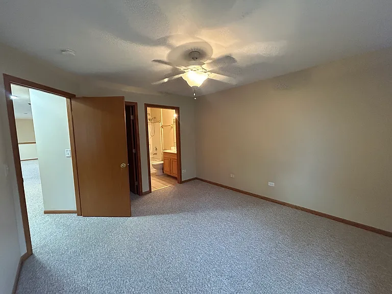 1361 Rock Run Dr #H — Photo 5