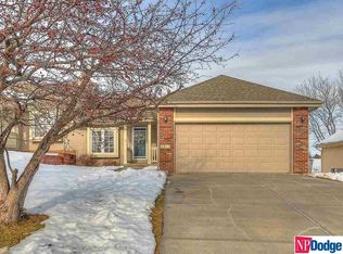 2314 Pilgrim Dr, Bellevue, NE 68123