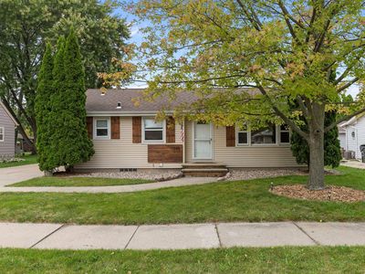 1545 Collins St, Neenah, WI, 54956