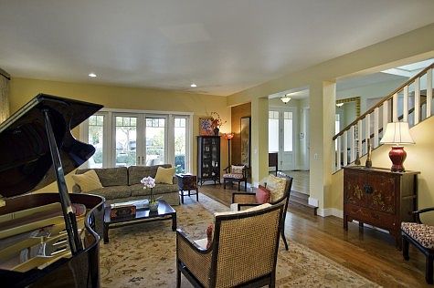 4th image of 2602 Aiken Ave
