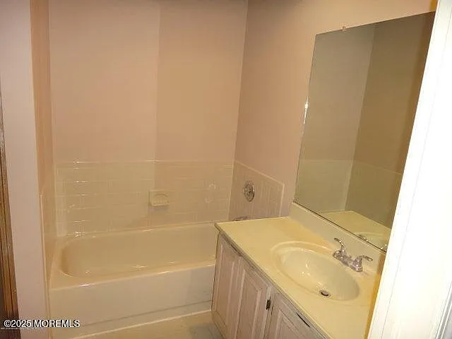 422 Indigo Ct — Photo 12