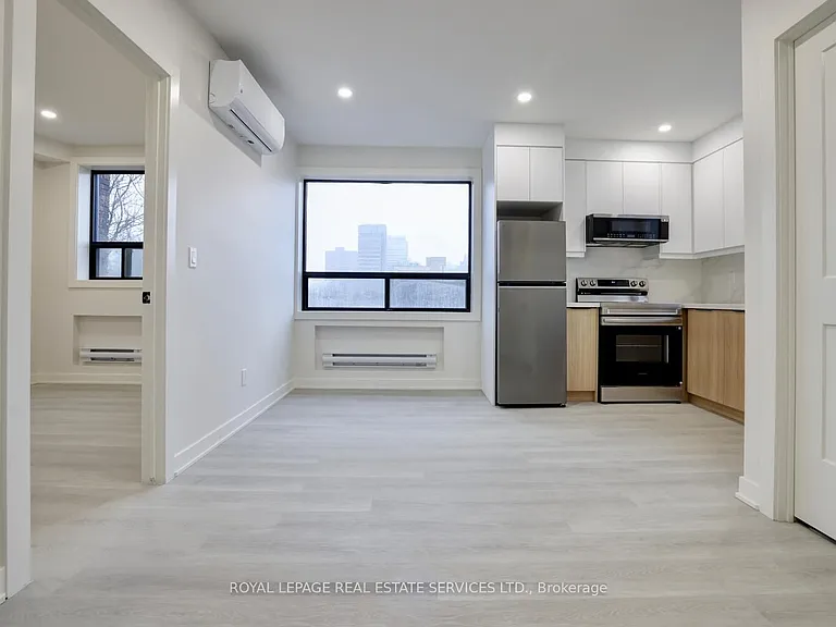 20 Duke St #305 — Photo 18