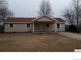 607 Rider Dr, Nowata, OK 74048