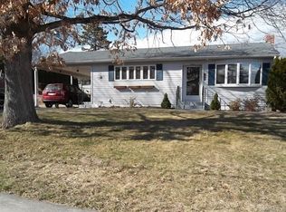 139 Sheridan Rd, Enfield, CT 06082