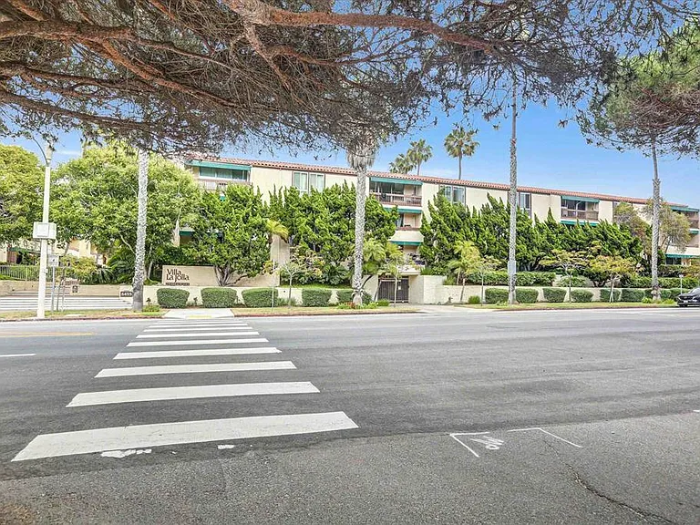 6333 La Jolla Blvd #278 — Photo 1