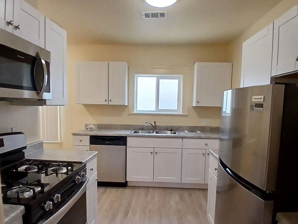 1st image of 4319 Swift Ave #4319