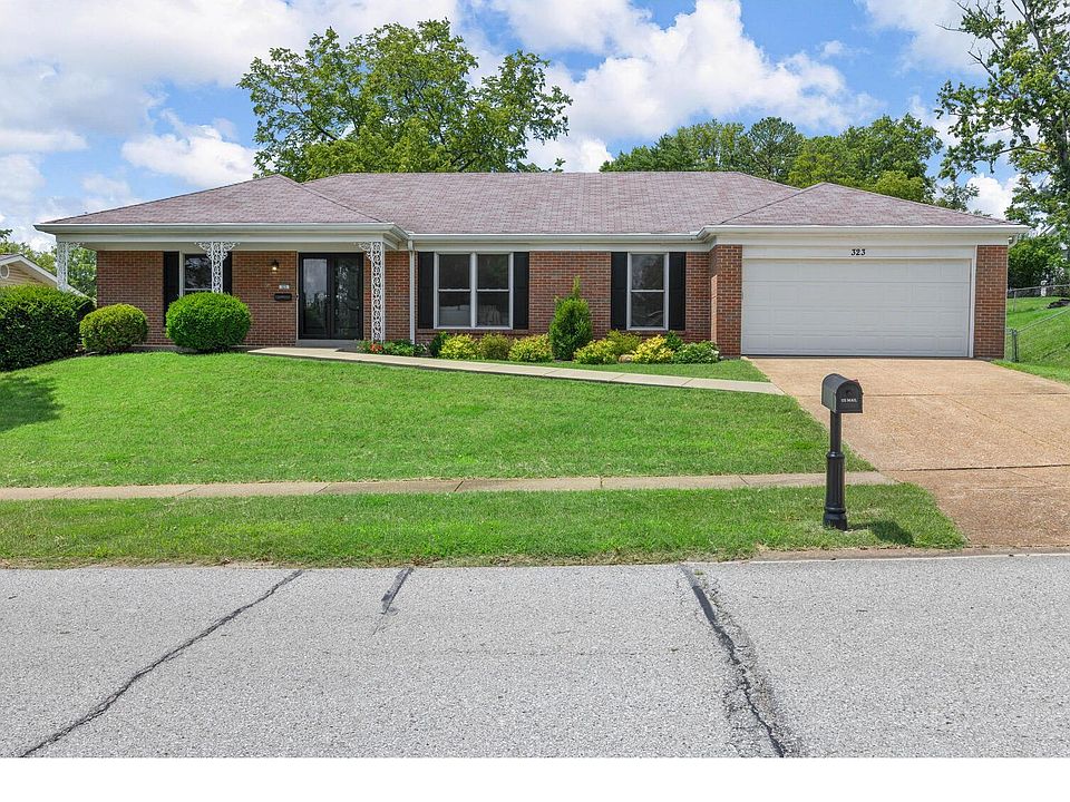 1st image of 323 Shady Meadows Dr
