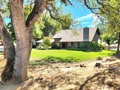 22266 Frontier Rd, Clovis, CA, 93619